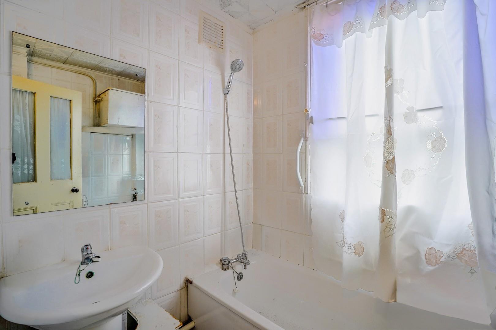 Property Image 39626f0d-ec35-43a9-b20c-74a9dc3c5f5f