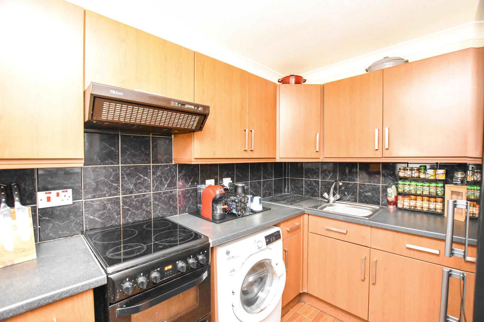 Property Image 396c4007-990b-4185-a6fb-add9c22a41d6
