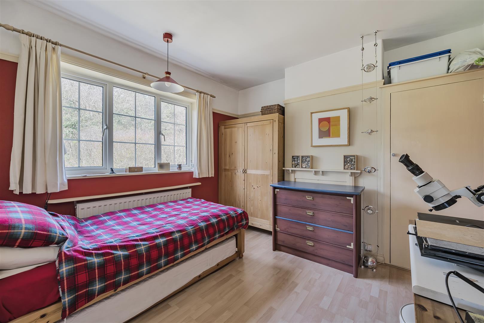 Property Image 3974598c-b2a4-4b3a-8b76-17a2296169aa