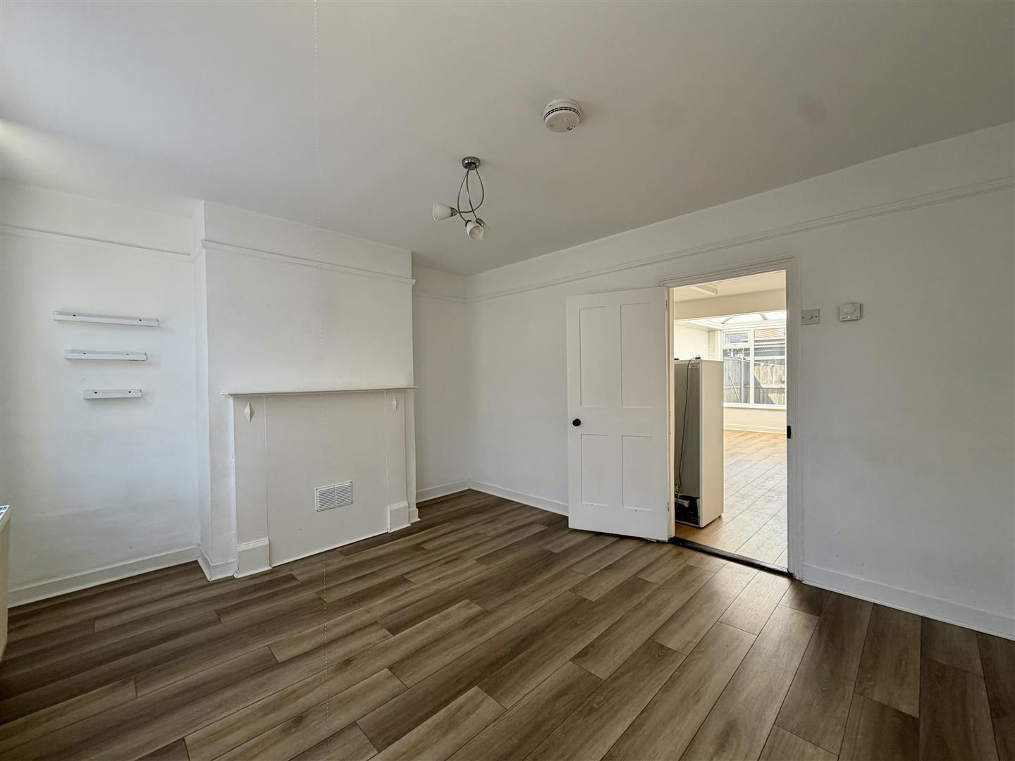 Property Image 397bfb7a-506f-4ca9-8899-2d14fd076ae9