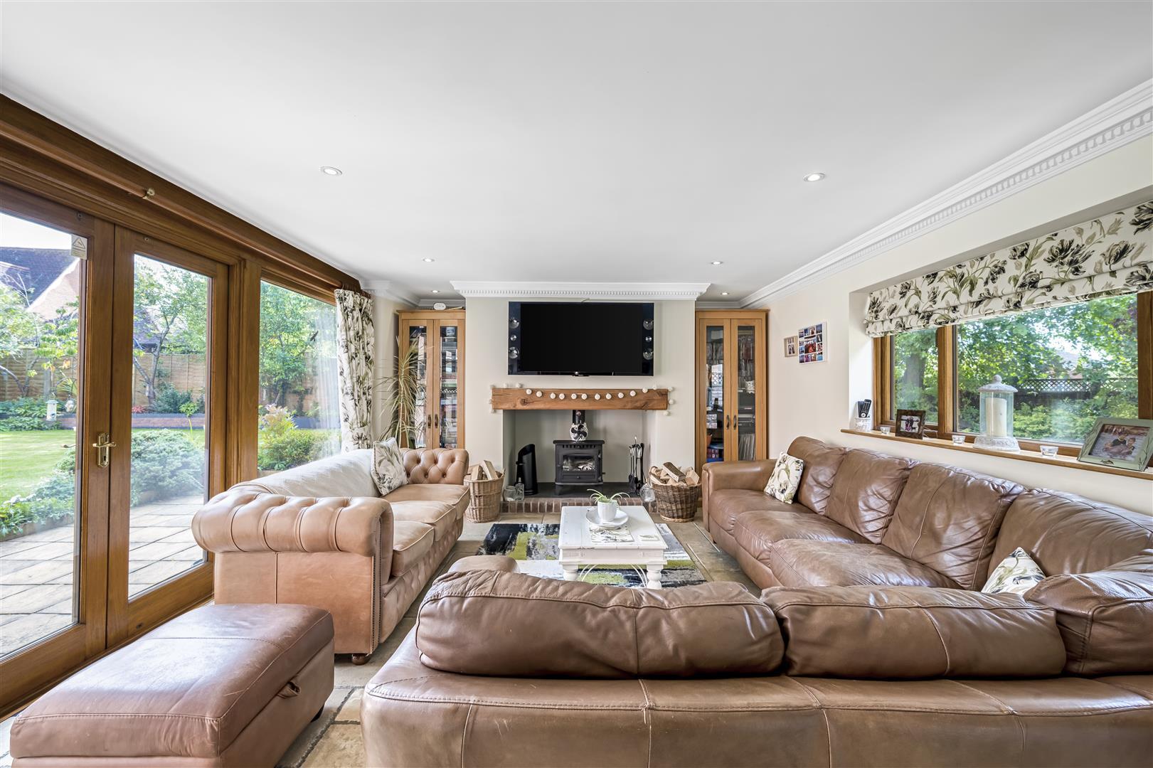 Property Image 397ce004-5e5d-47ec-8fb9-383f2c870e99