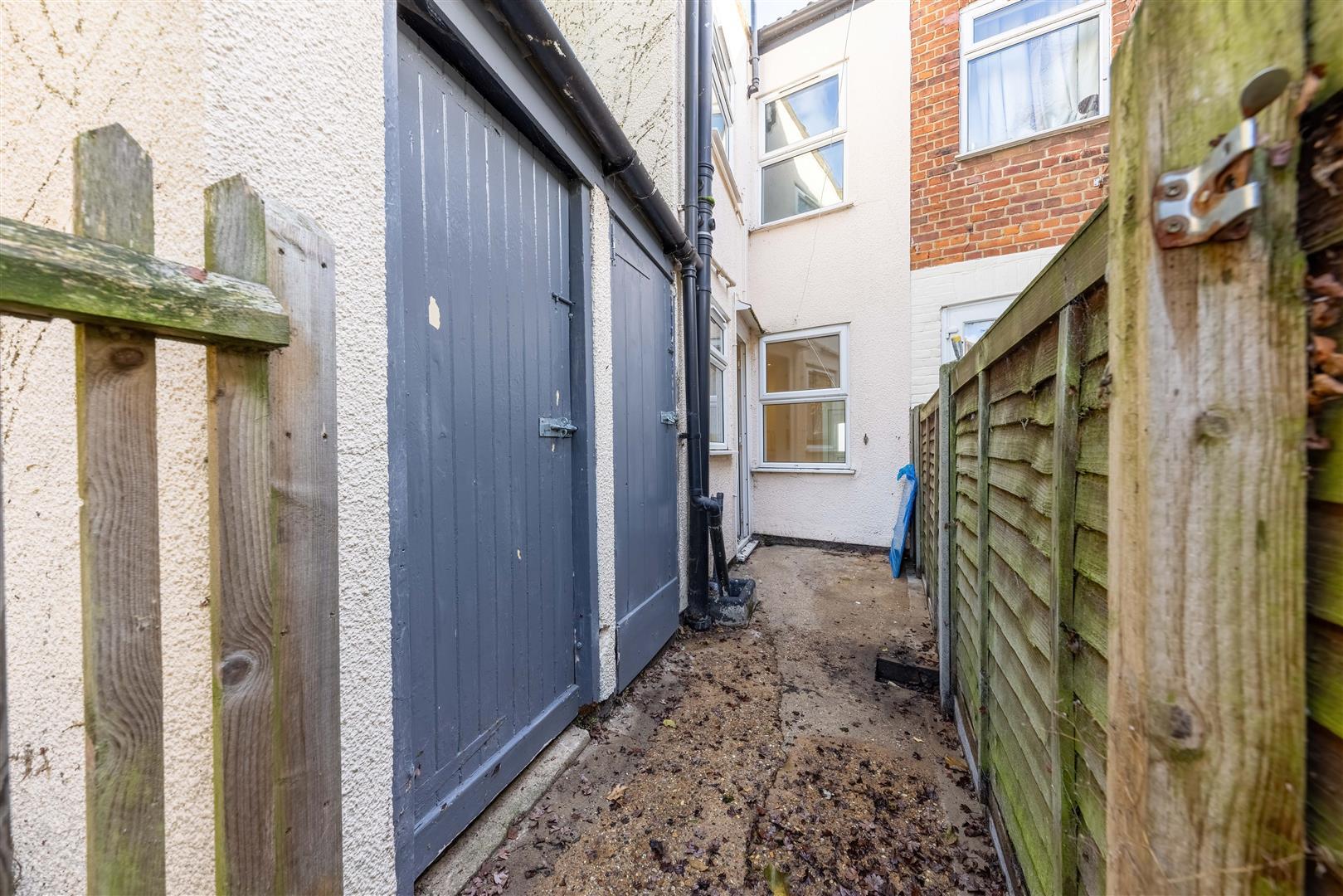 Property Image 398044a9-2765-466a-a26e-f773e36fe7f0