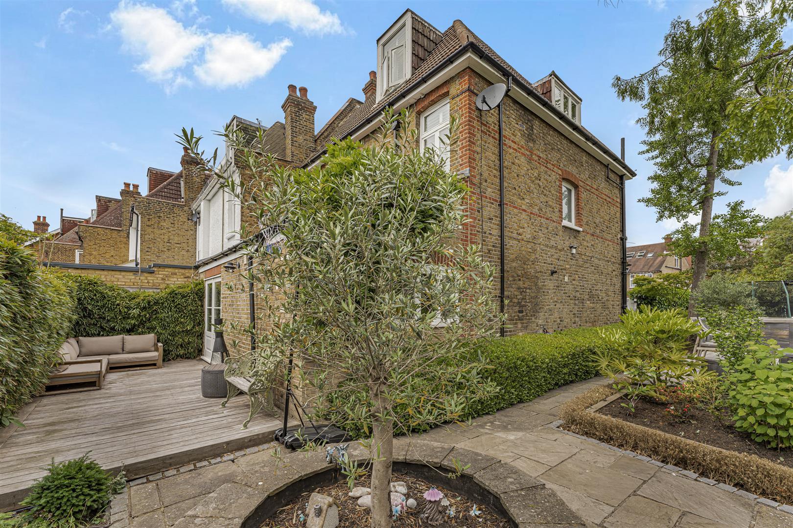 Property Image 3989556b-a27b-4fe3-9bc2-cd79602ab88d