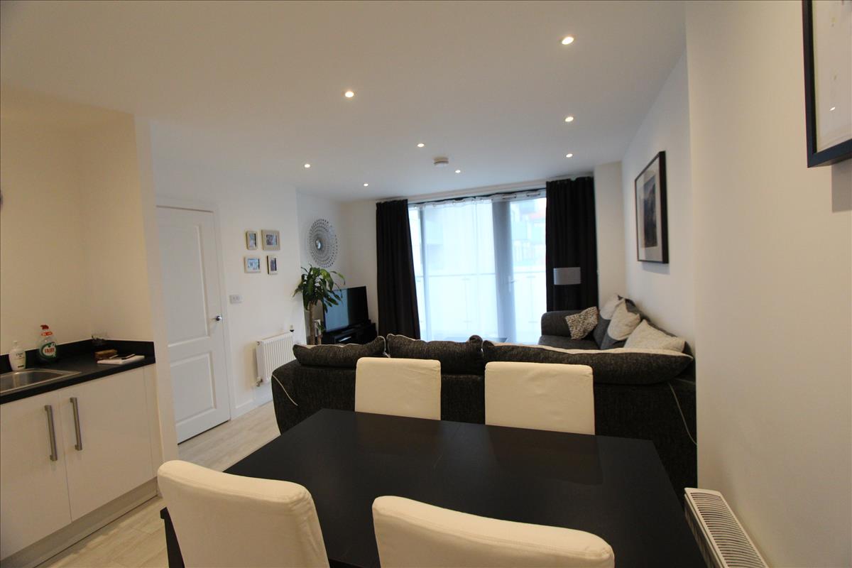 Property Image 39895b0c-20c8-4e7f-9d6d-94ca7dc83d06