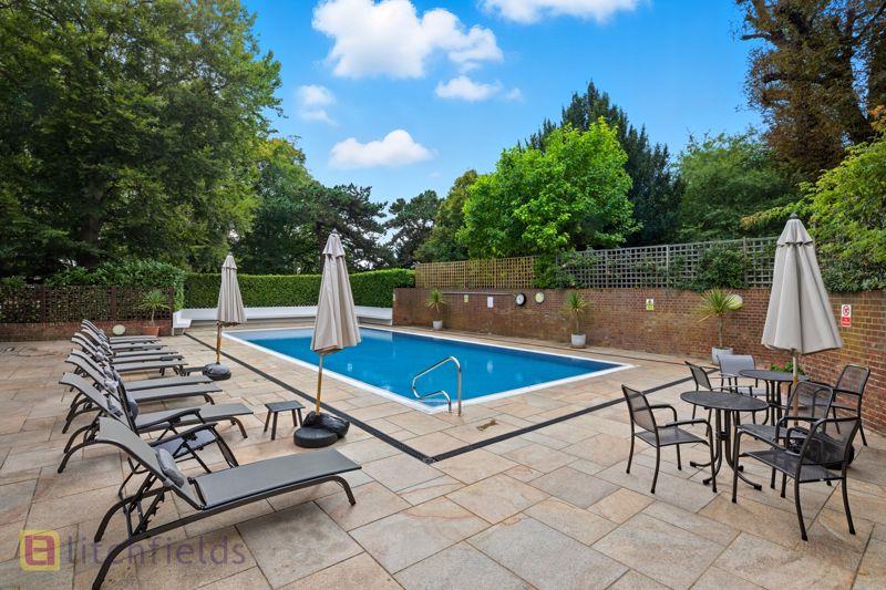 Property Image 398c92fa-5b96-4420-8b32-c2178421903e