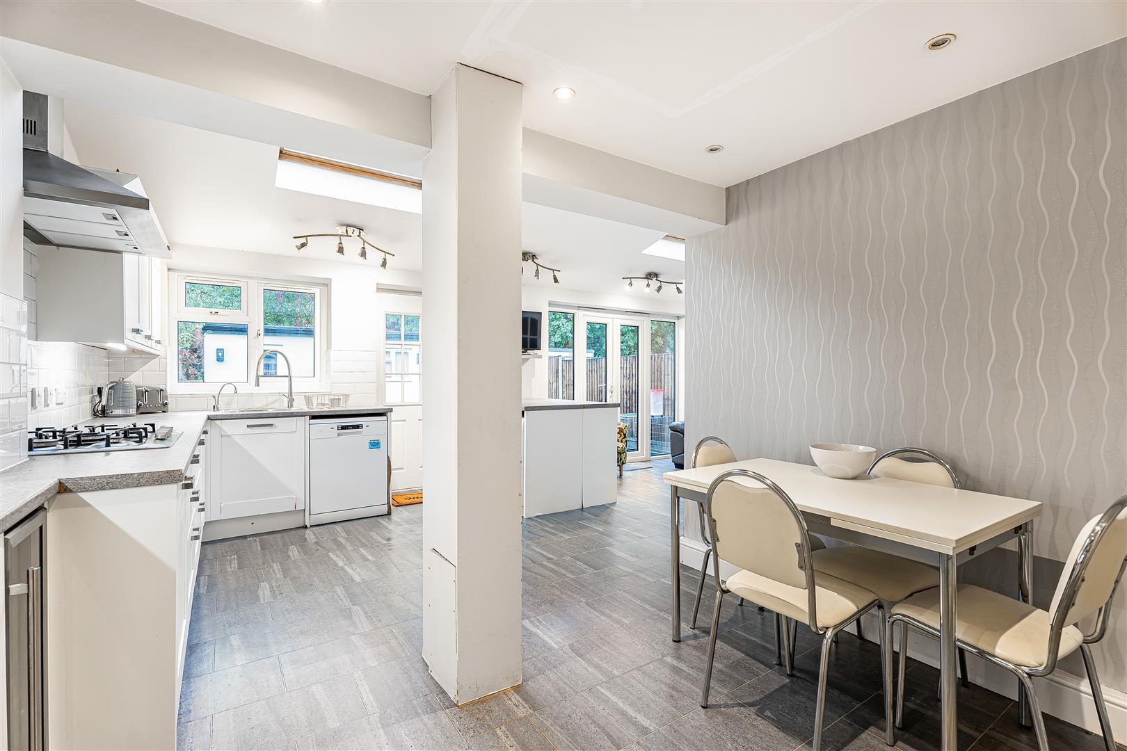 Property Image 3997fdba-972b-40c5-ad57-b665b2bd5ff9