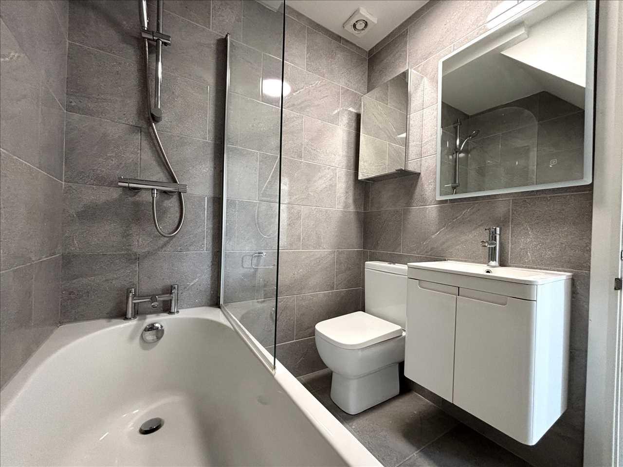 Property Image 39a51c0b-85c7-4fbb-85d7-060cbc7d06dd