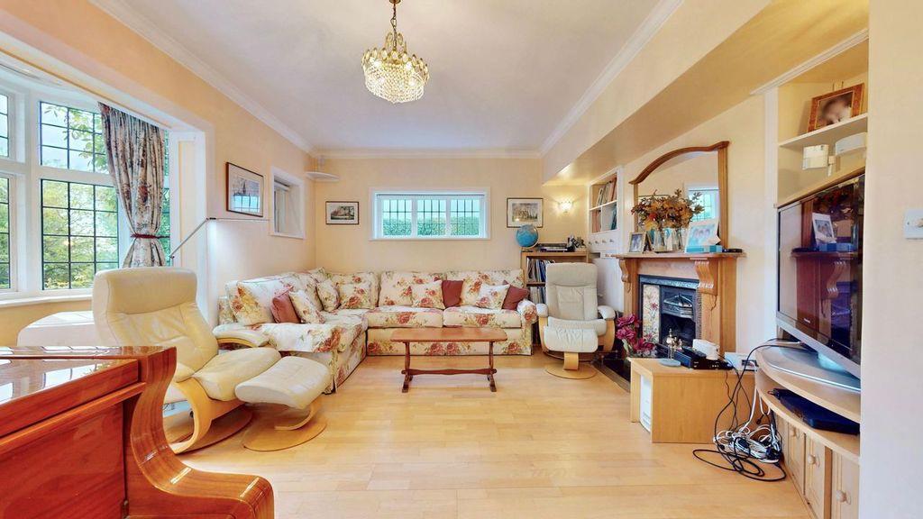 Property Image 39aff875-b7f7-4b22-b063-53e4e0f43ba1