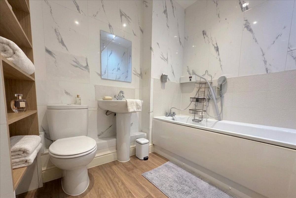 Property Image 39c46db1-b3cc-4cc5-8e0a-28c954b7f5ab