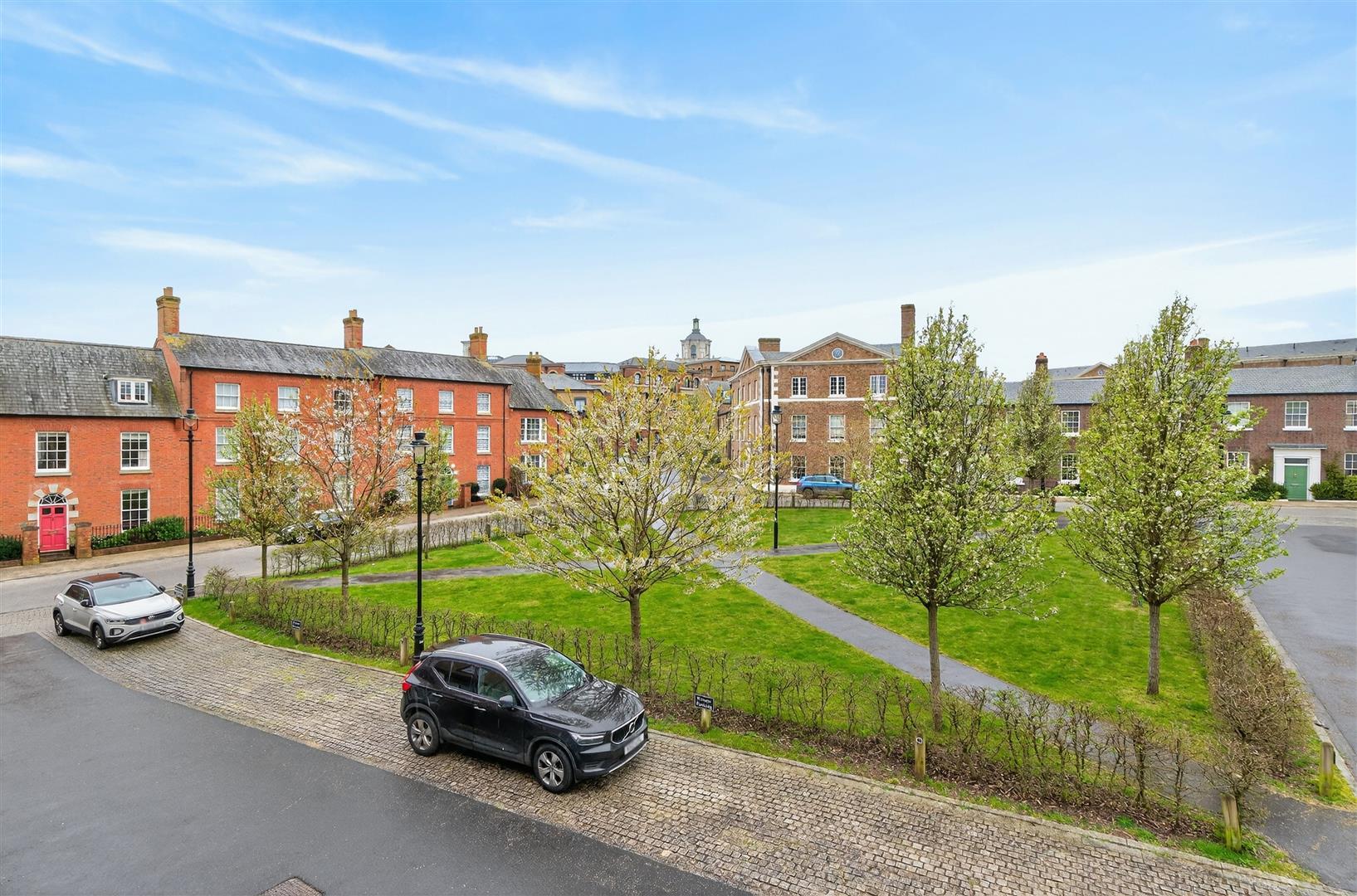 Property Image 39e46cc7-b596-412c-a343-603e9f45d72c
