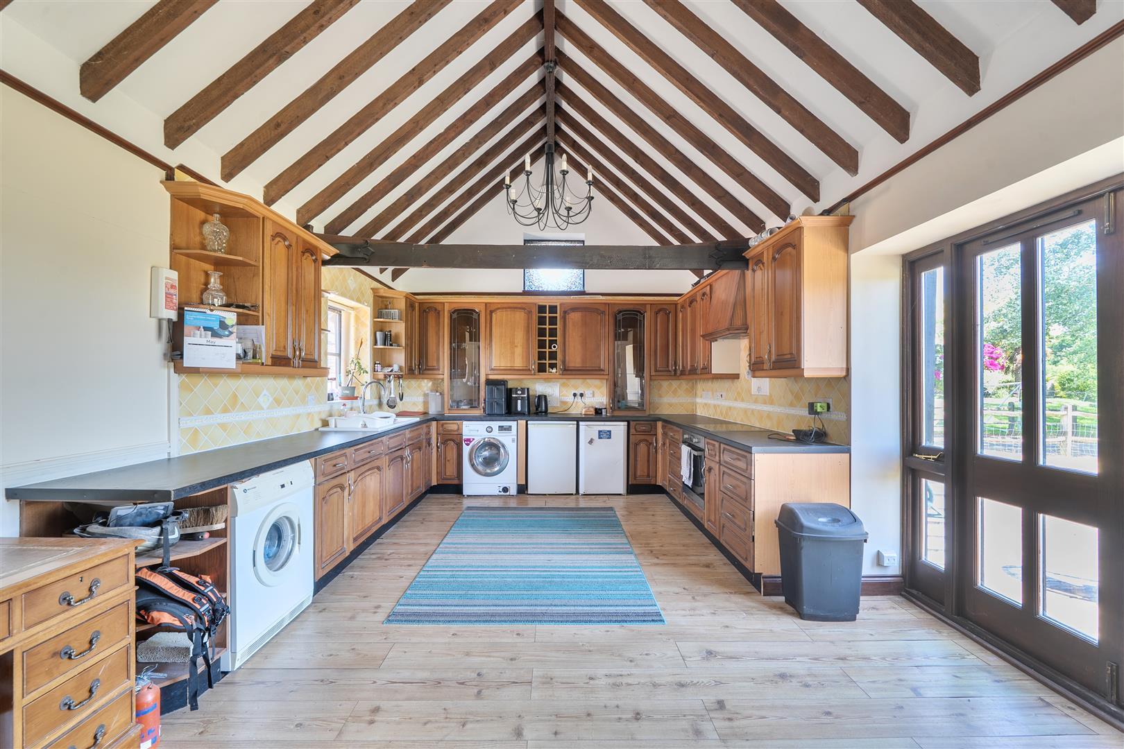 Property Image 39f0865e-deda-4687-bbe8-080250ddfaef