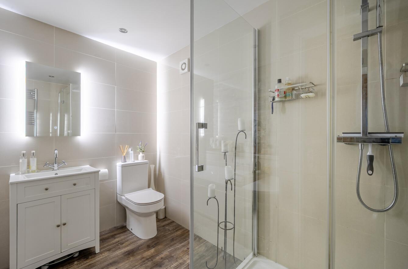 Property Image 39f1fe25-4693-4ec3-921b-7bba4b8dc77d