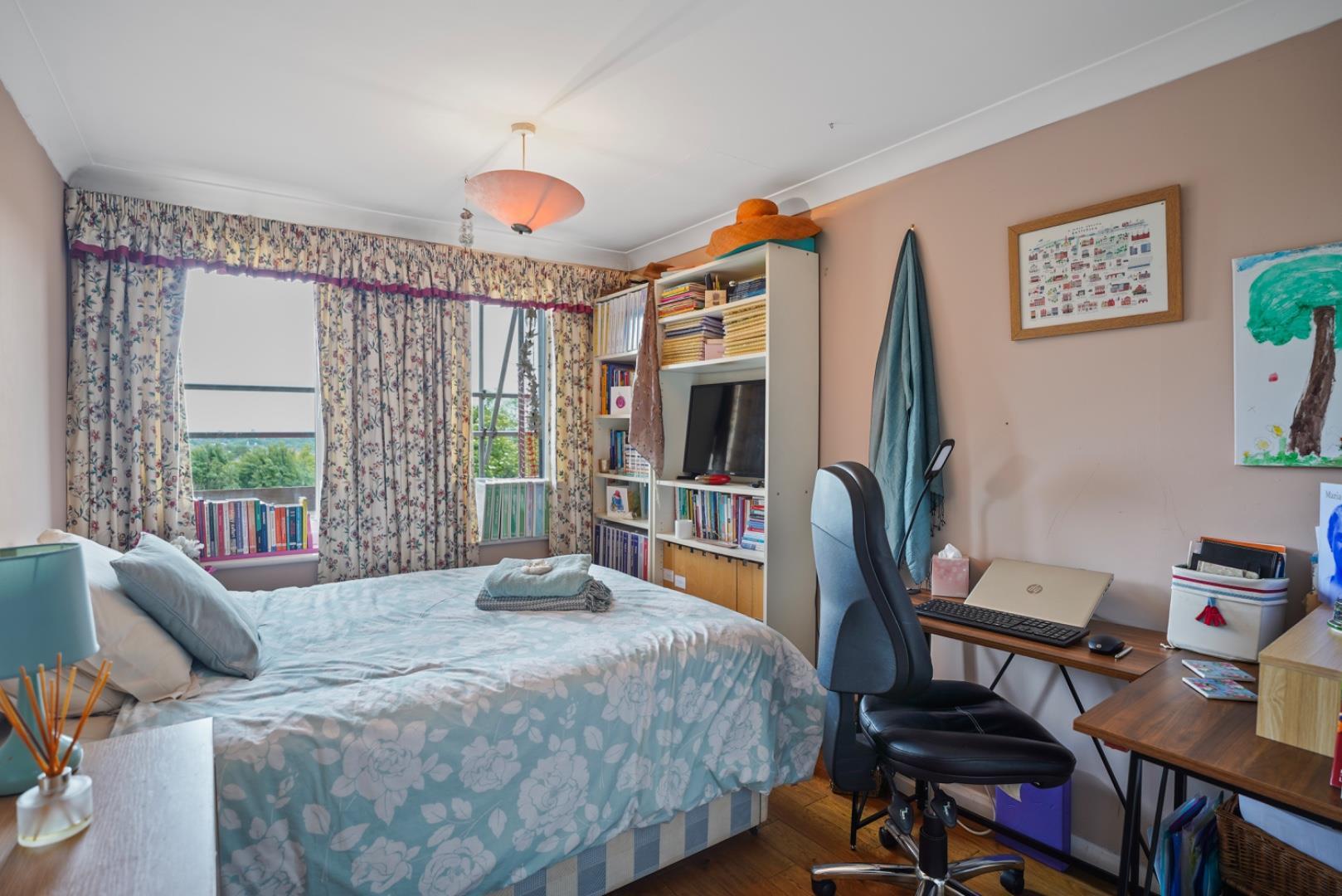 Property Image 39f42e6a-1b1a-4513-978b-8b8c1c09bfae
