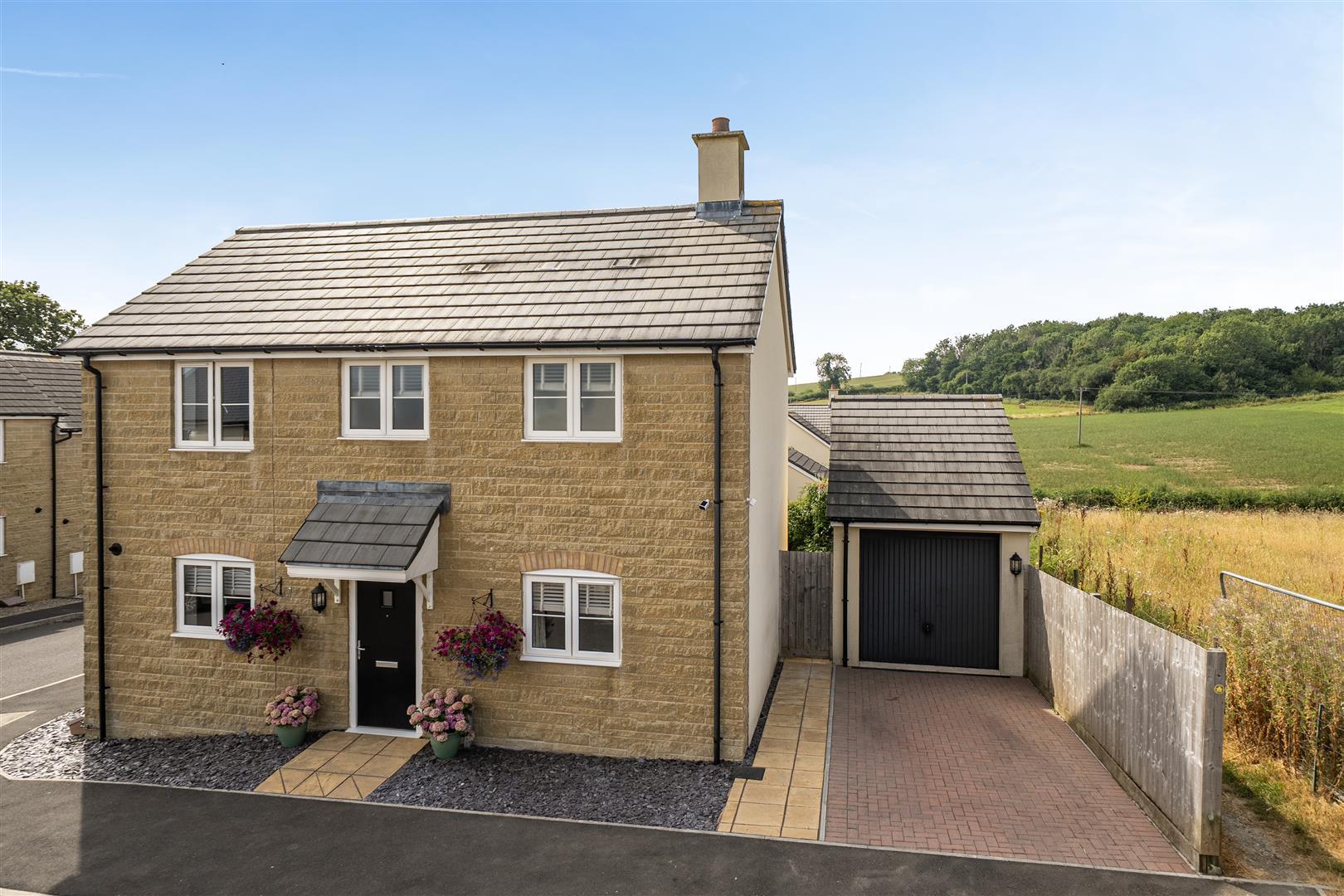 Property Image 39fb1b45-d1cc-4e73-8c15-5f9e98a9e194