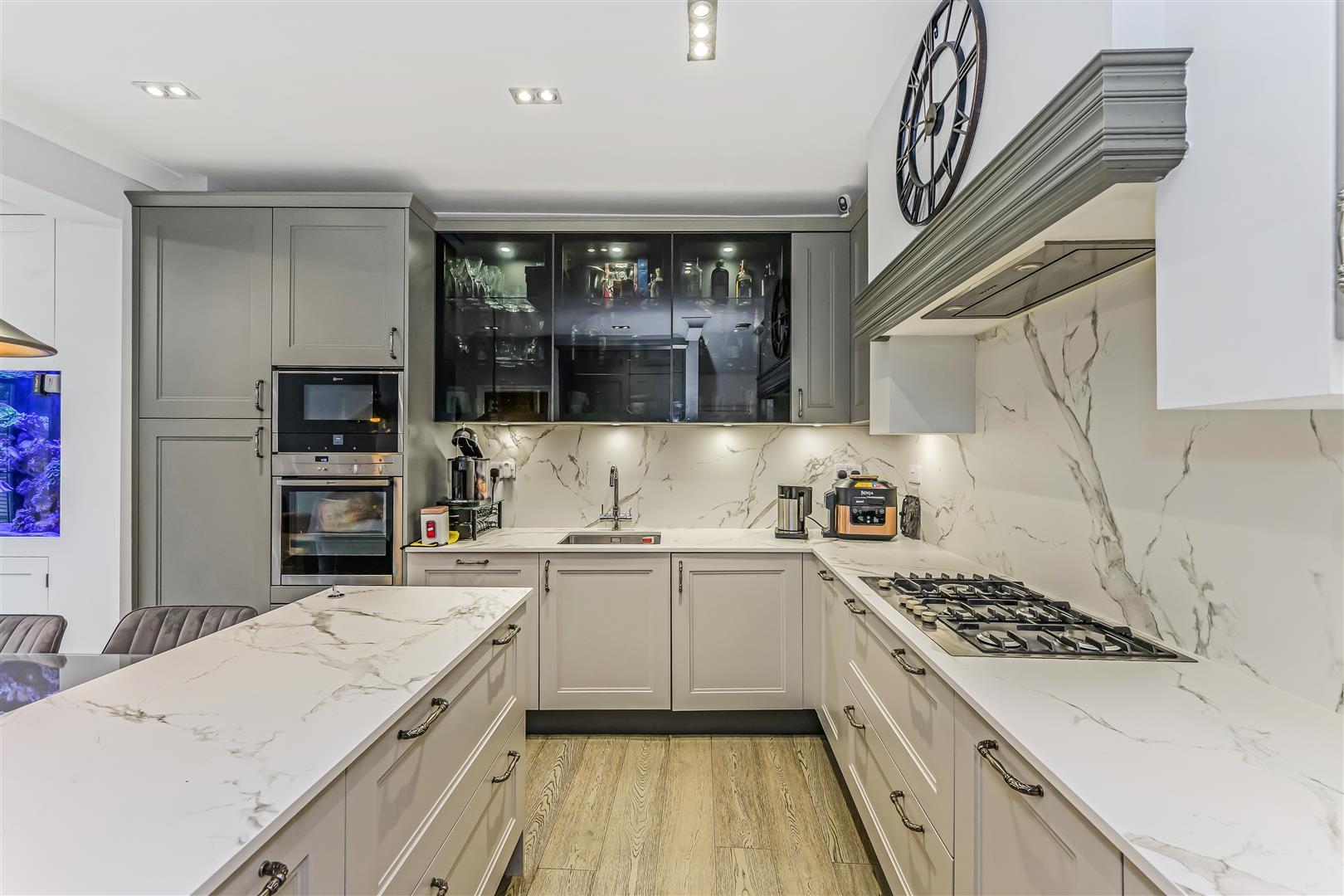 Property Image 39feddbc-6a98-455f-8638-c7c217e09883