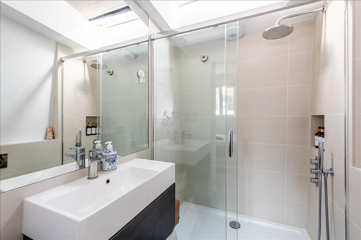Mews house, triplex apartment for sale, Angel, N1