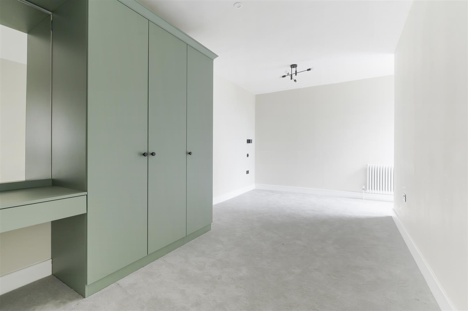 Property Image 3a20233e-ea95-4baf-8017-e40407a5189a