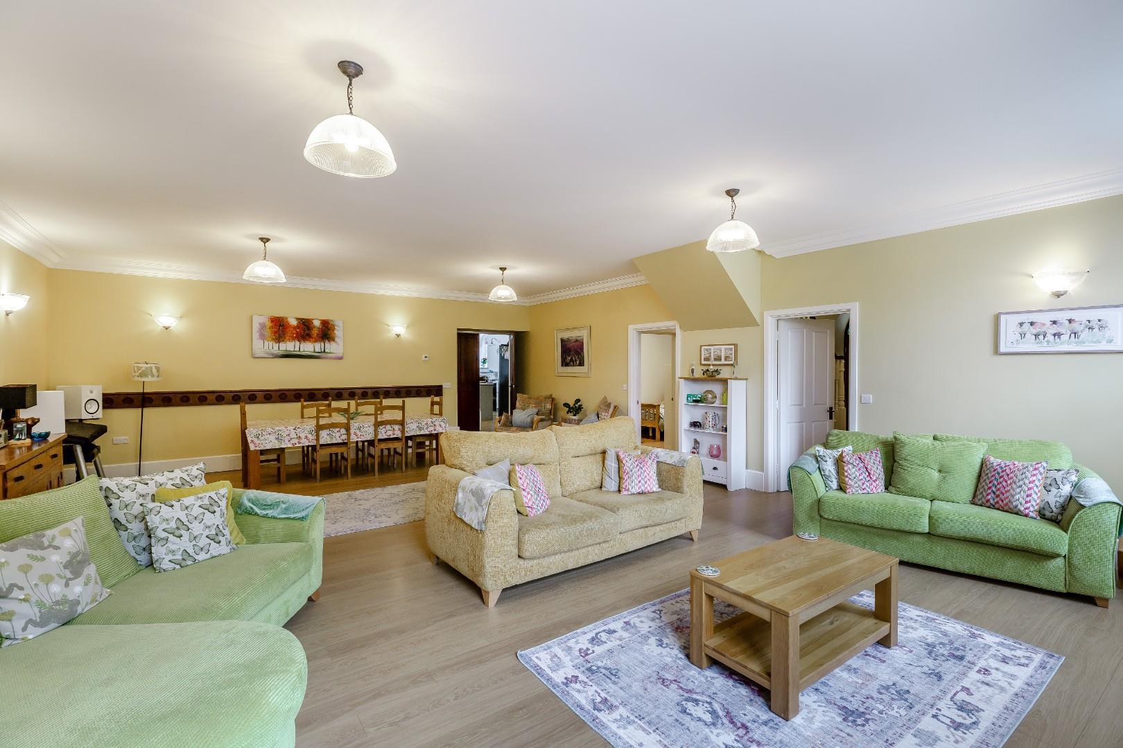 Property Image 3a215b46-a5b1-45f8-8816-905d9eac4be5