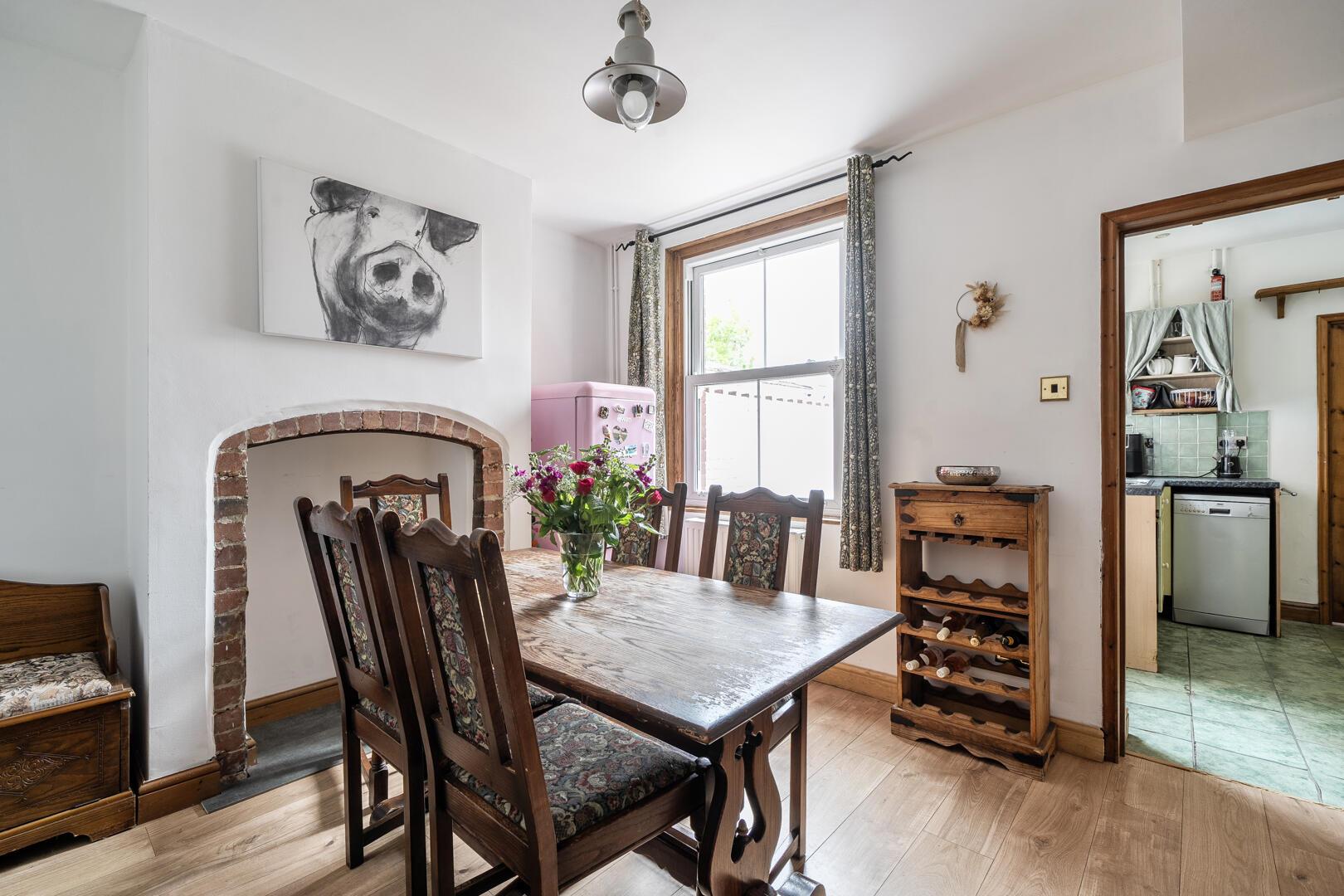 Property Image 3a240dea-1f08-4e04-844f-2242aec6491d