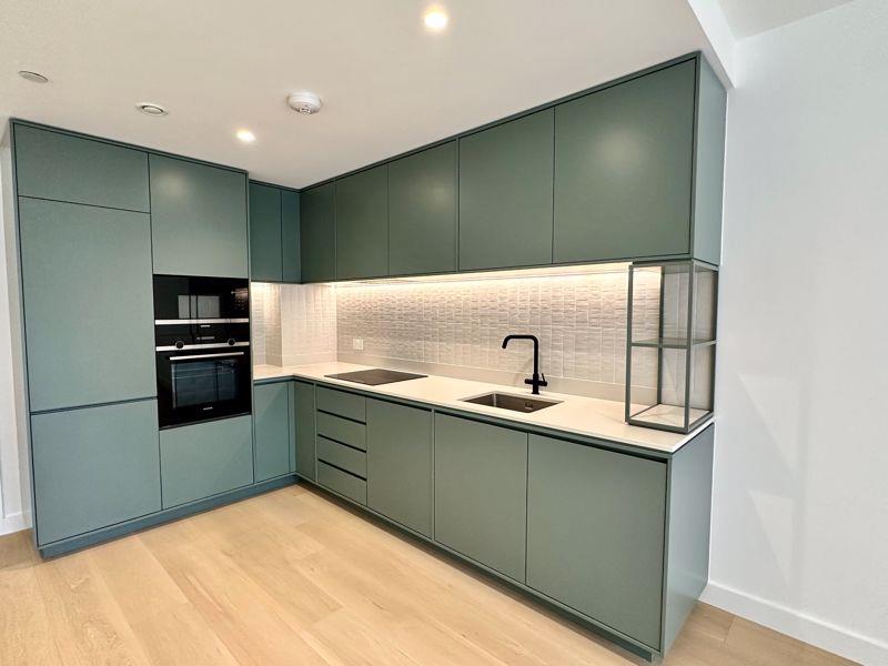 Property Image 3a26024e-e771-4969-91b0-08aa78d6604b