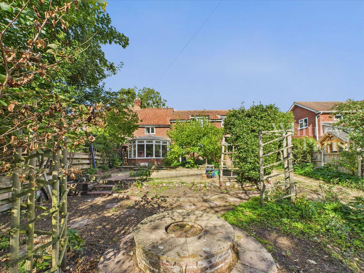 Property Image 3a2d4d48-6723-4fb7-9fae-70caf5d5fe83
