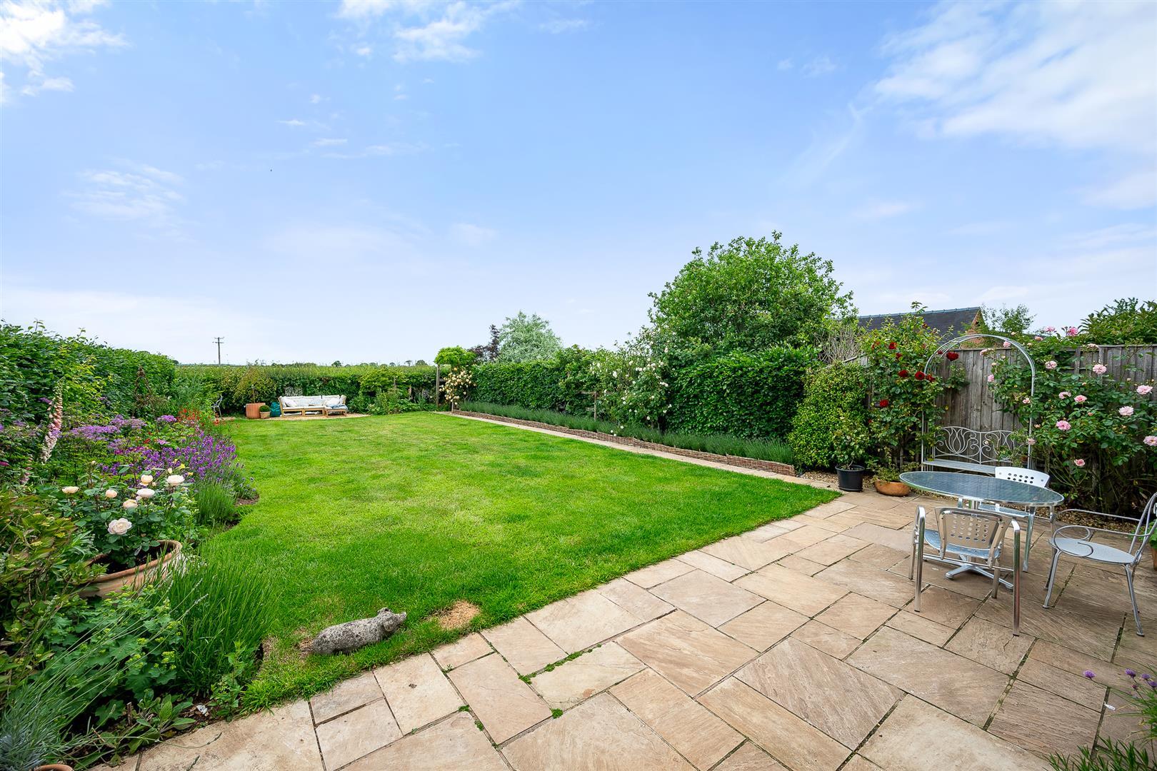 Property Image 3a403f36-8846-46e4-b916-8f4790ad0864