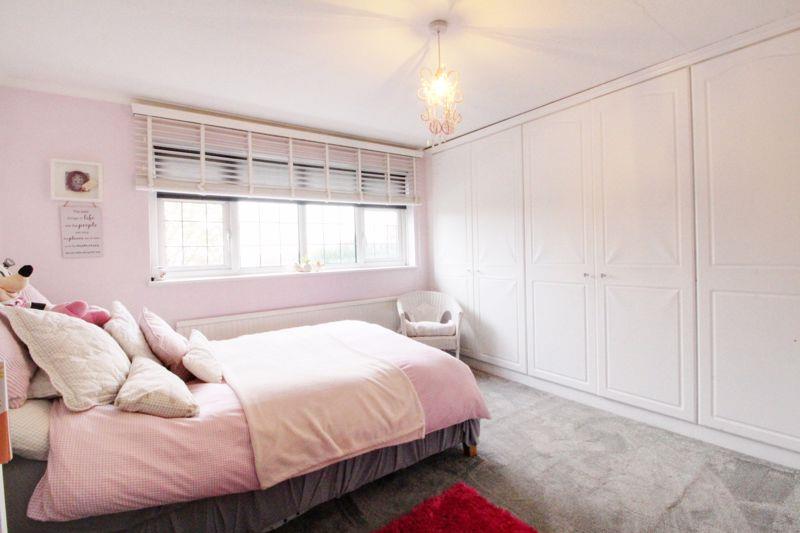 Property Image 3a6ad3e0-8729-47ec-8202-ef289dd762d6