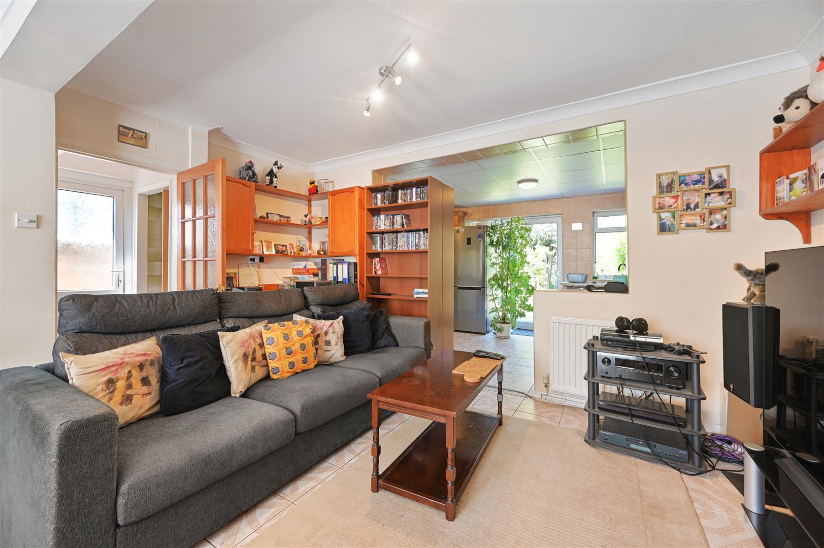 Property Image 3a6b58cc-160e-42ed-8f58-a8f417a508e3