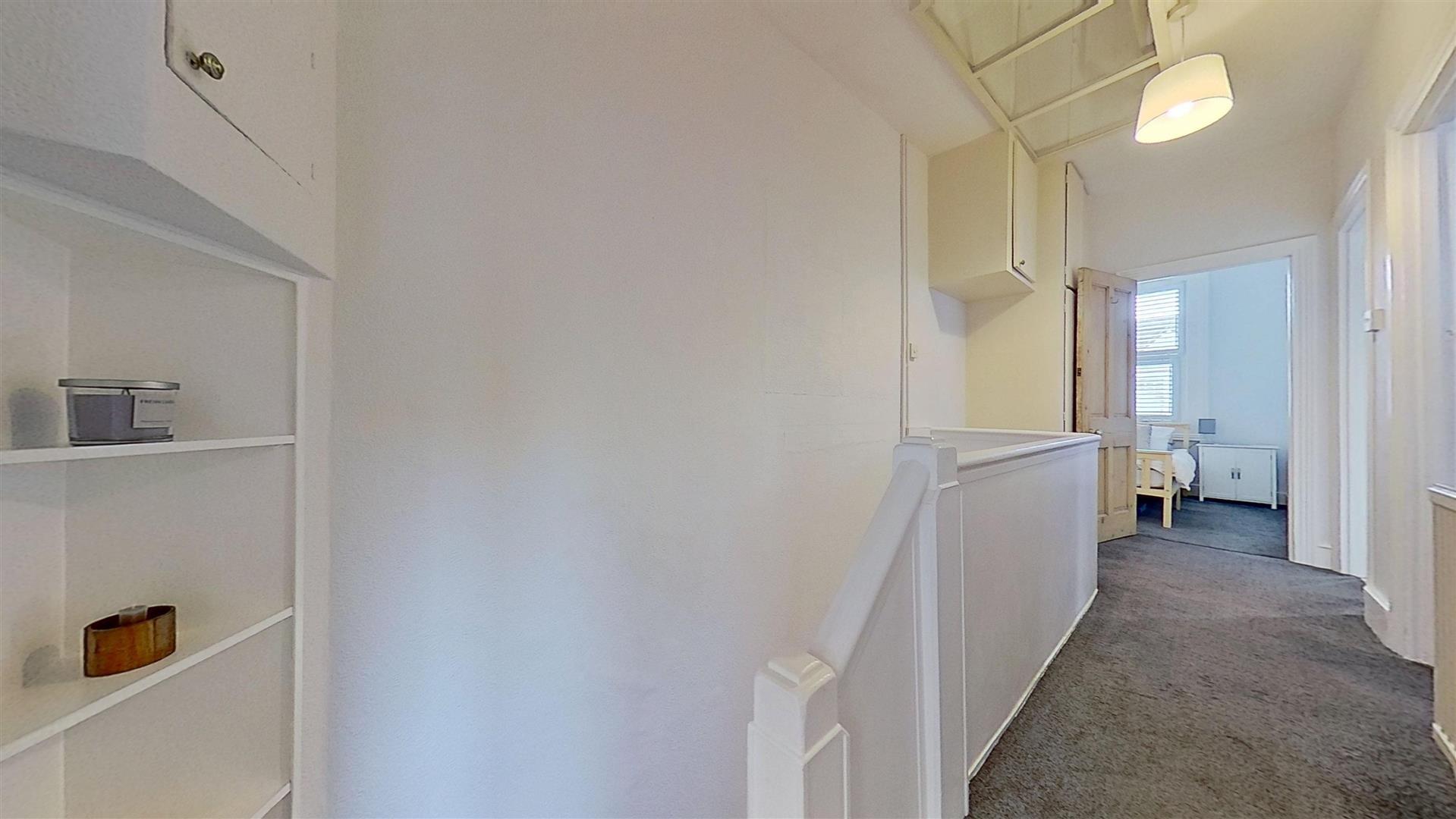 Property Image 3a6dd250-ed54-4b39-846a-d4a37d4837f3