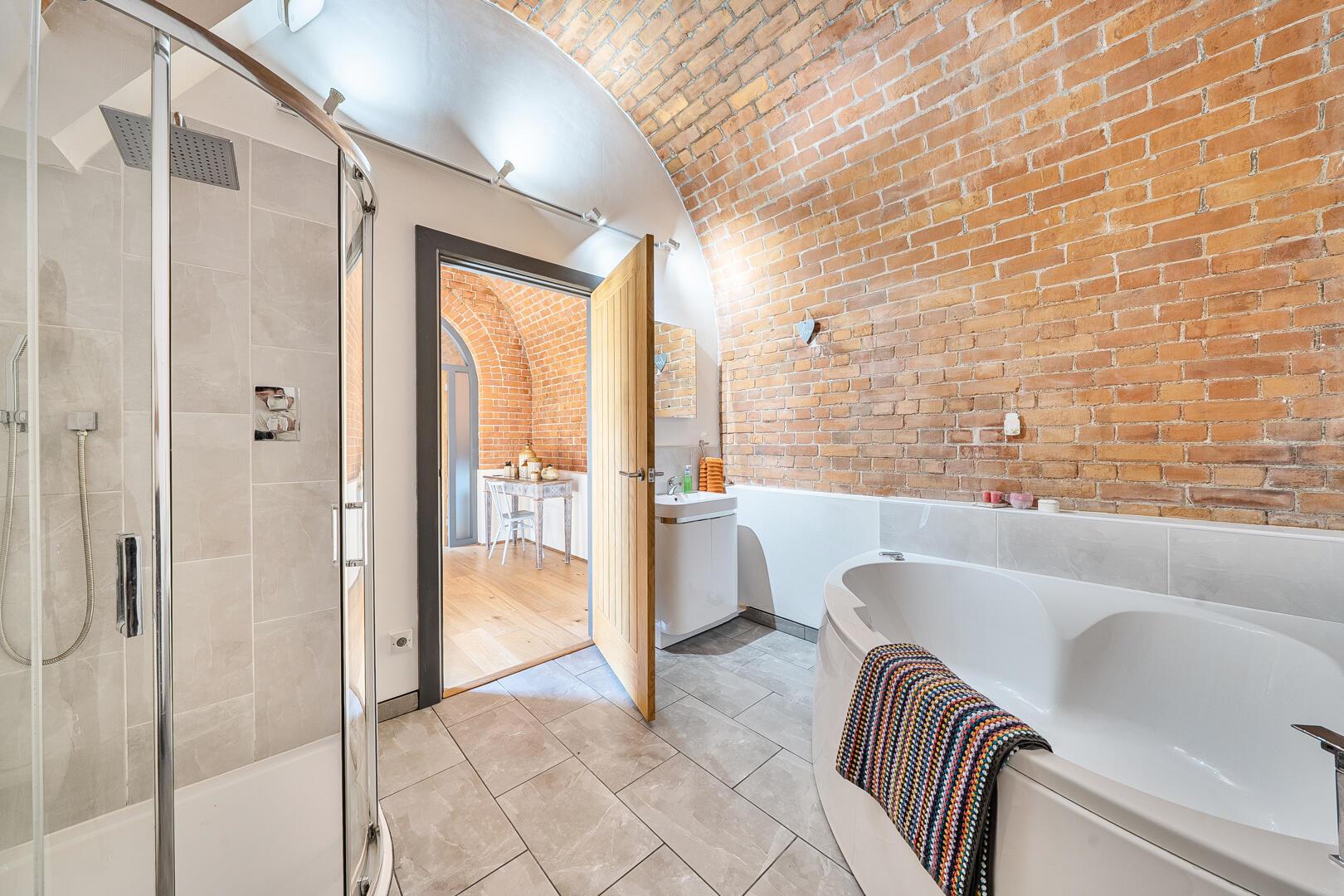 Property Image 3a7237d3-be2a-48ee-9cca-3a3460cb2b5d