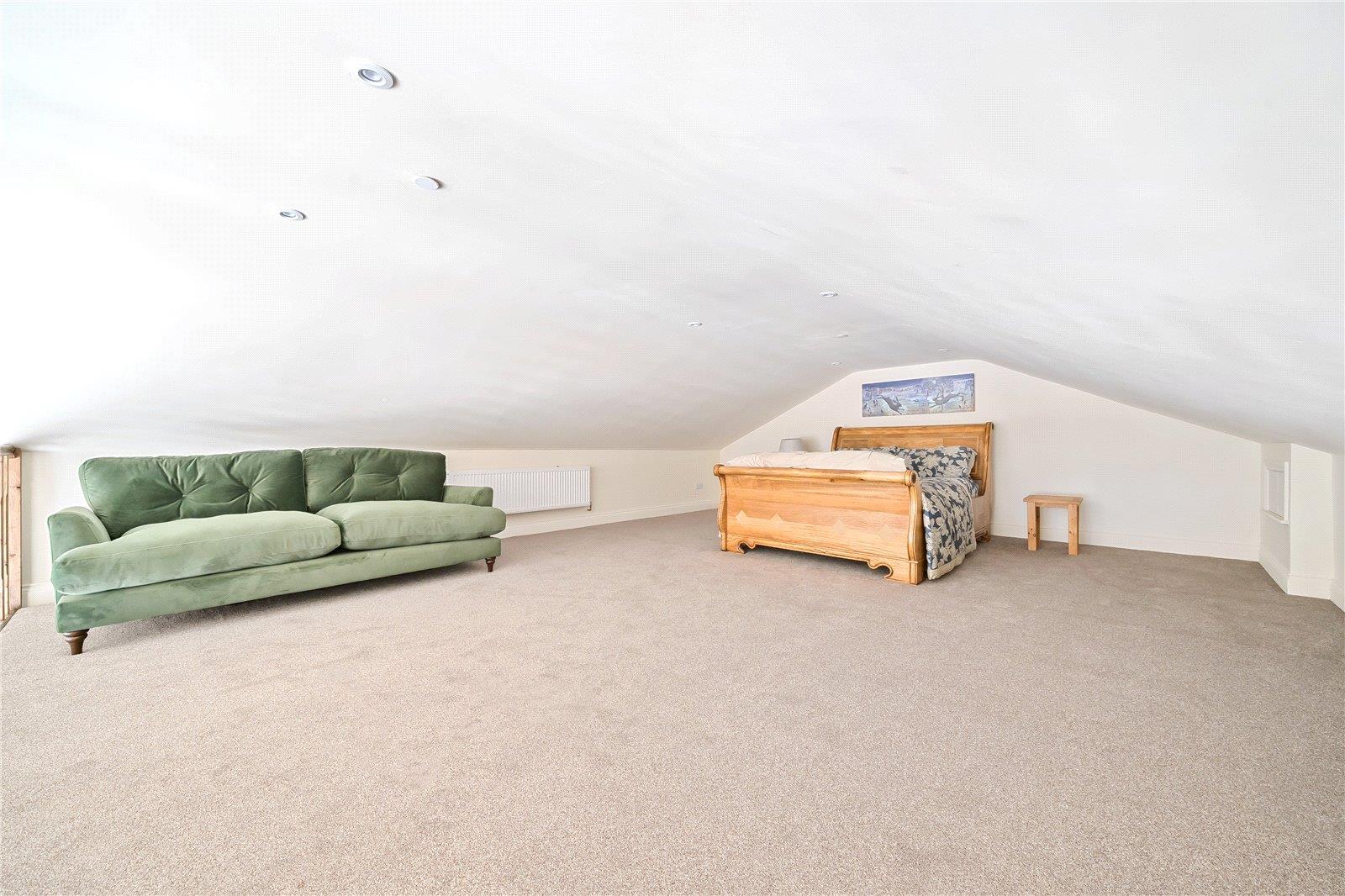 Property Image 3a74e4c4-d152-42c6-93e4-5fe4d35177dd