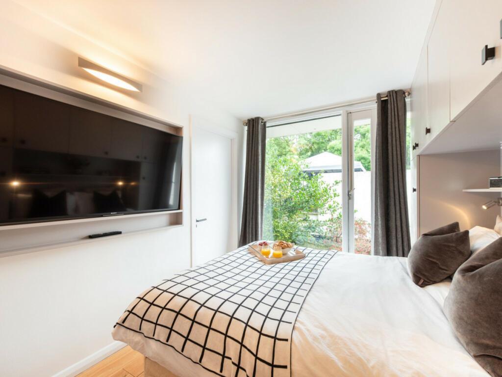 Property Image 3a776842-f711-4aa2-955d-bda7e13c339d
