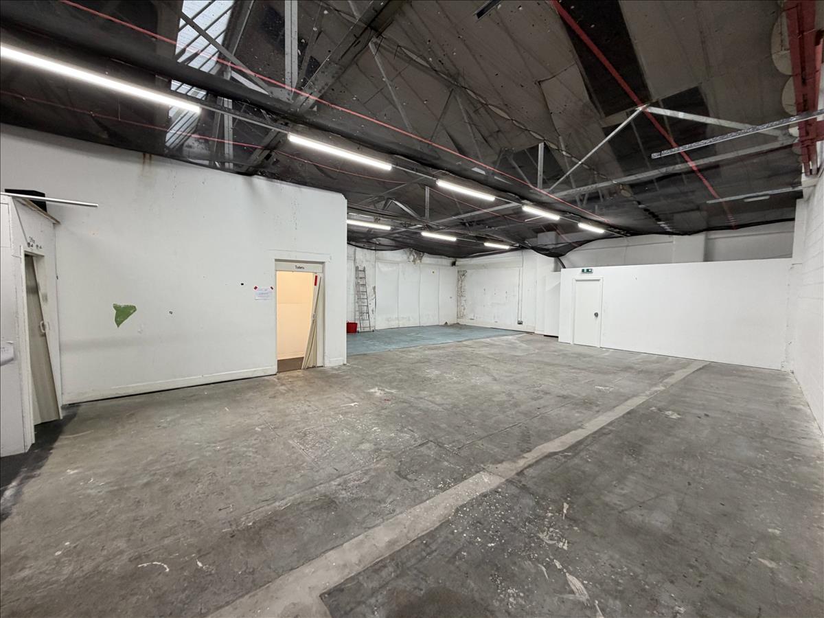 Property Image 3a87214f-10ec-40aa-a448-ac7e653898c3