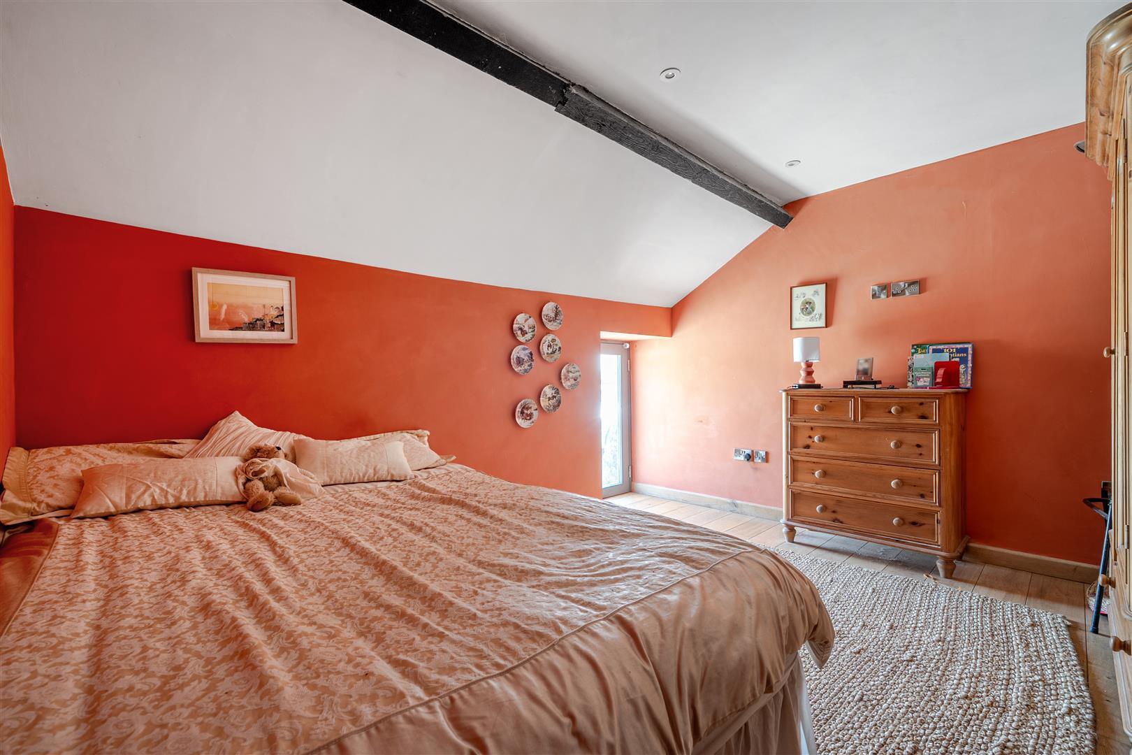 Property Image 3a9dbca0-b5cc-4bcf-a618-32793f753807