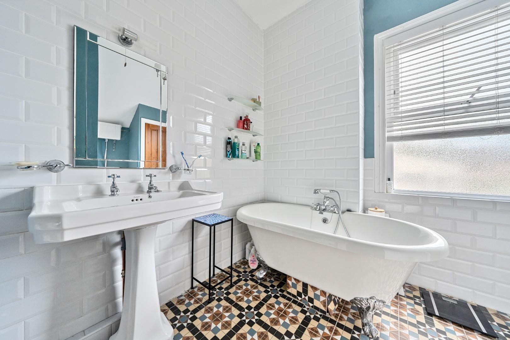 Property Image 3ab660a0-07ea-456b-8f62-725d30d3a6ac