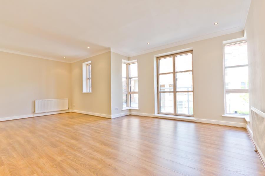 Property Image3ac04b88-207f-424b-91d7-82bd65e0ec28