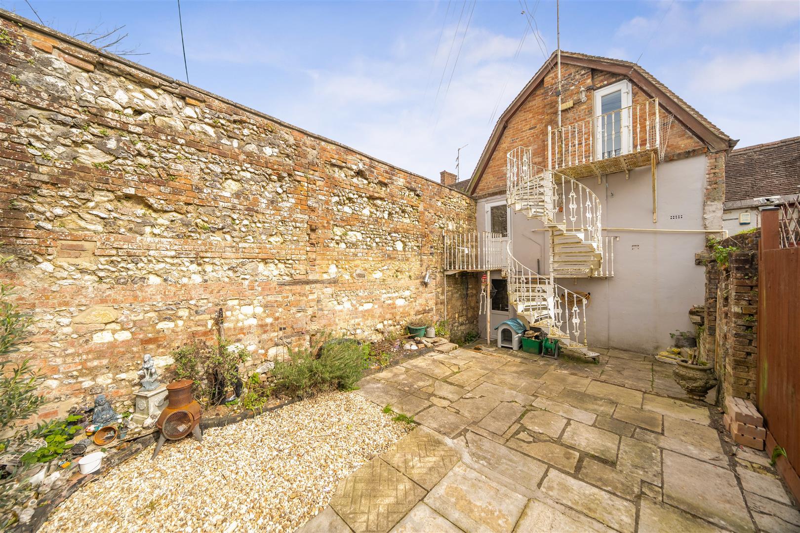 Property Image 3ac25f17-1e00-4eba-b81b-746afd765d1e