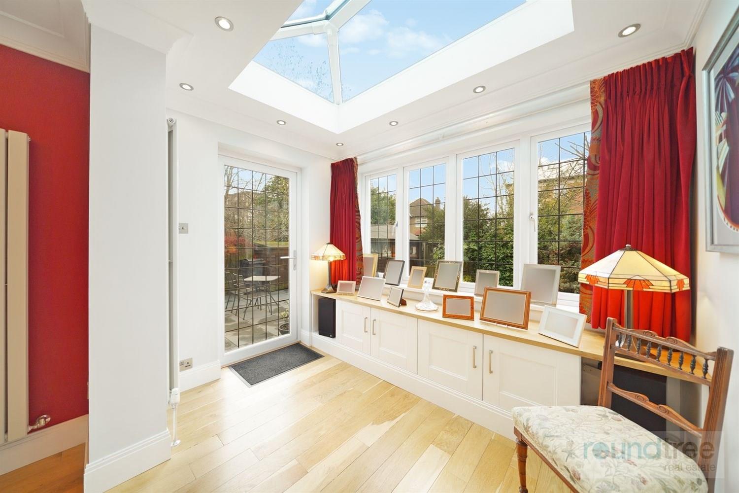 Property Image 3ad3aec4-14da-4b0d-b312-0f0bc00a9624