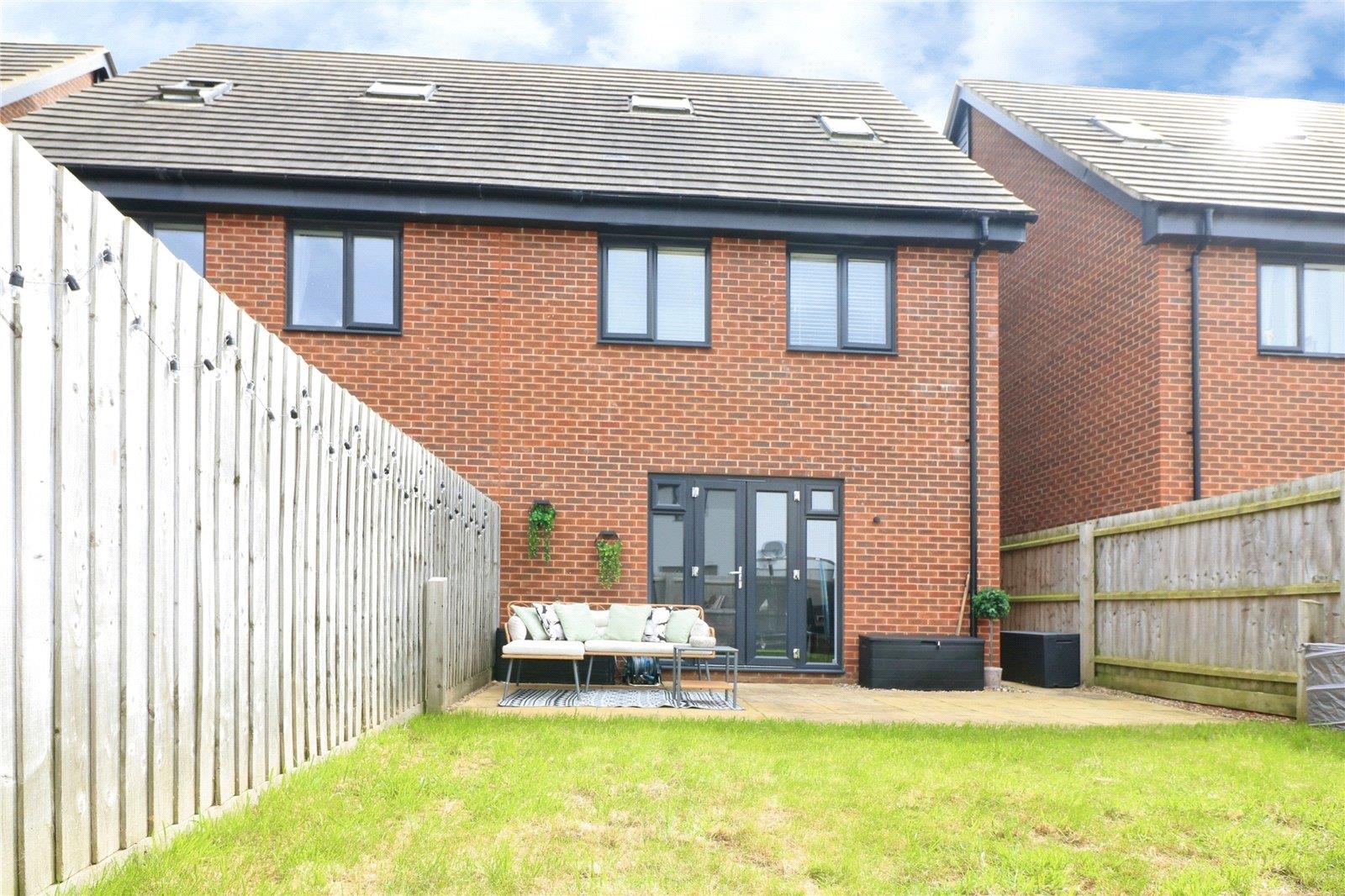 Property Image 3ad83bcd-4c3f-4bf0-a2bf-da6b0fe22d3c