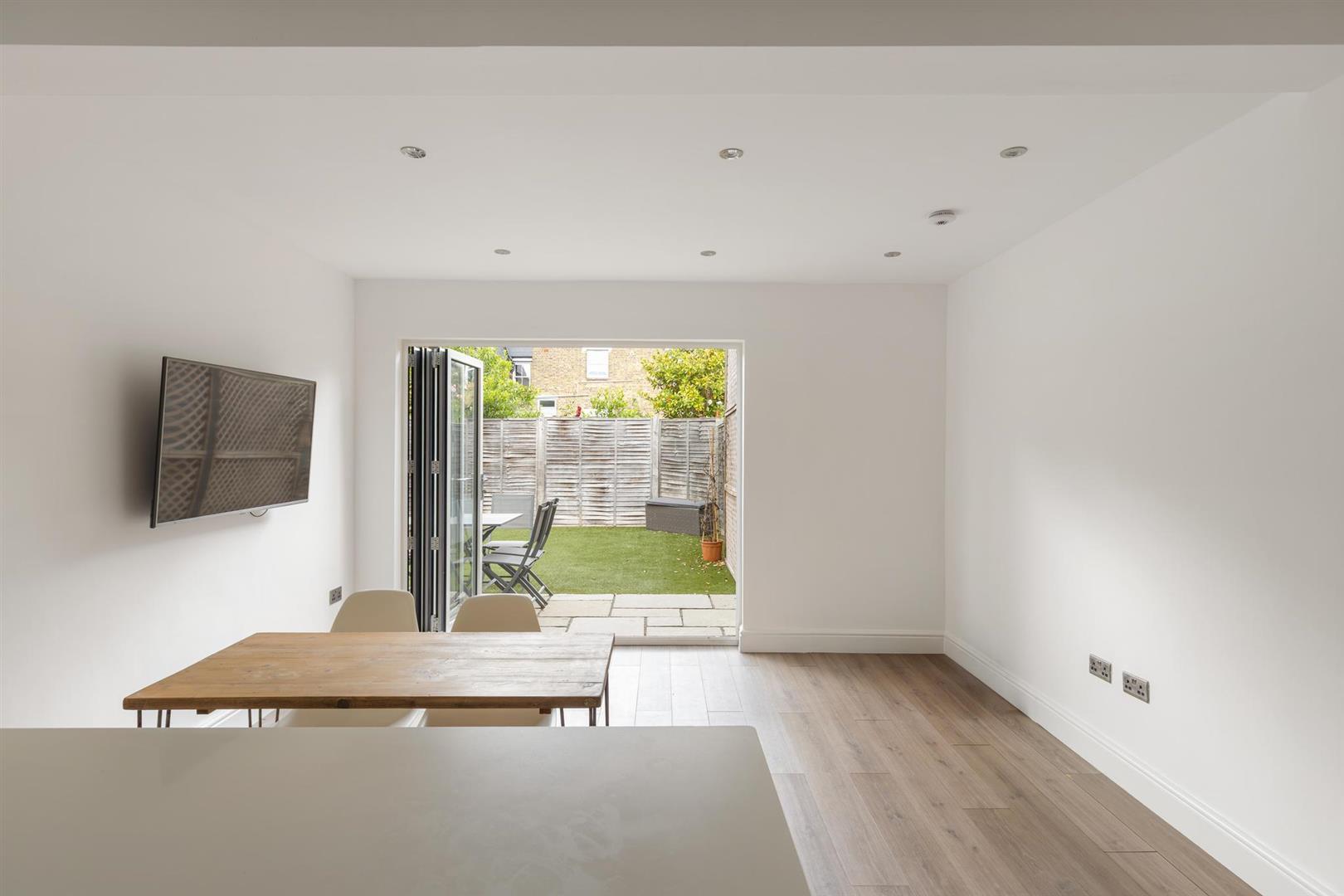 Property Image 3ade421f-00d5-47f0-9d4f-2995cd044f5b