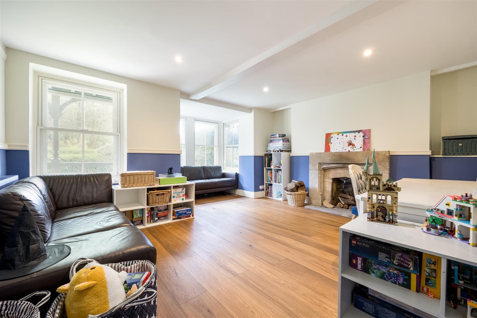 Property Image 3ae1c280-a3a5-4485-9fc8-bd2baea7aca2