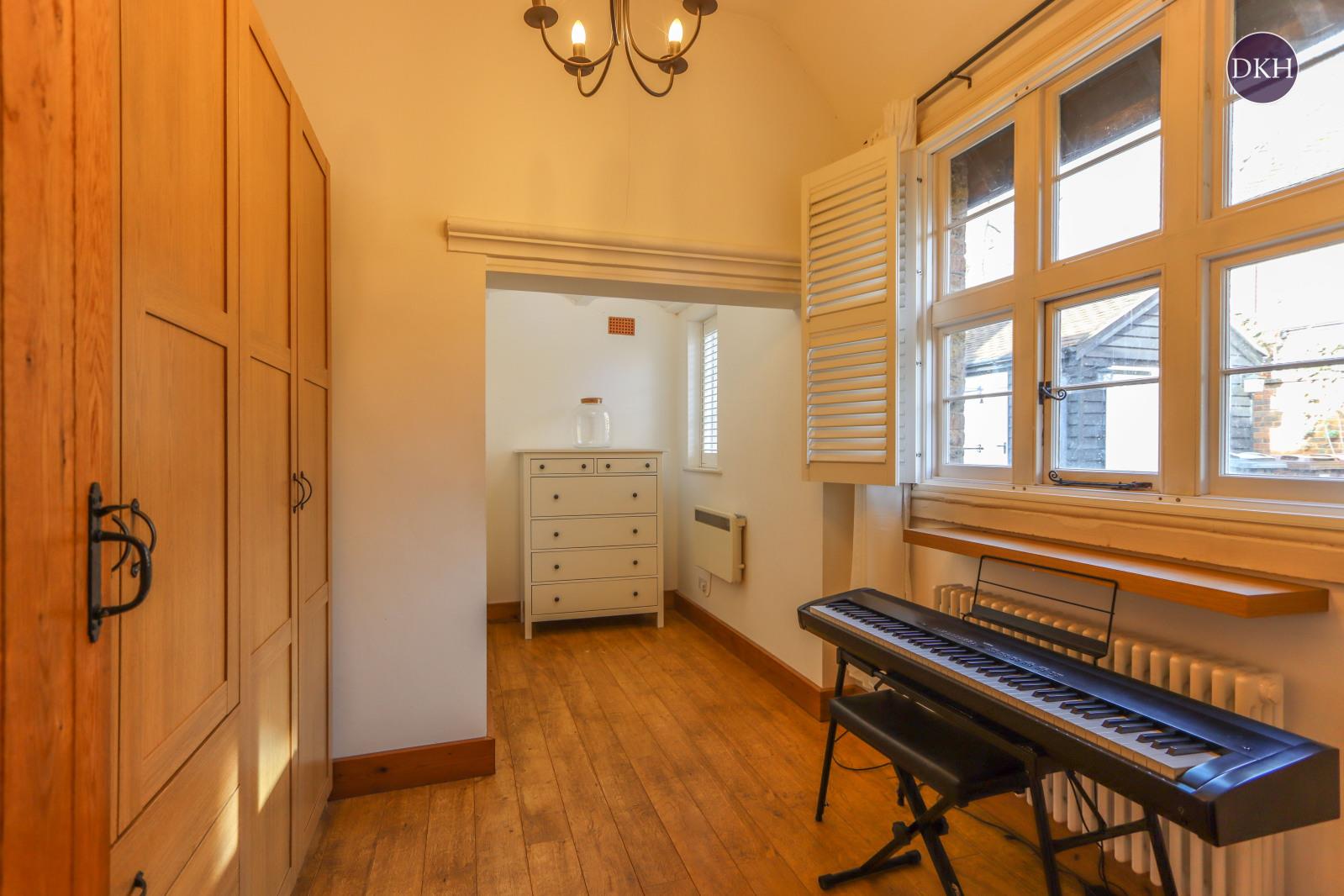 Property Image 3ae24584-e086-41c2-9d49-f4fe3a90f534