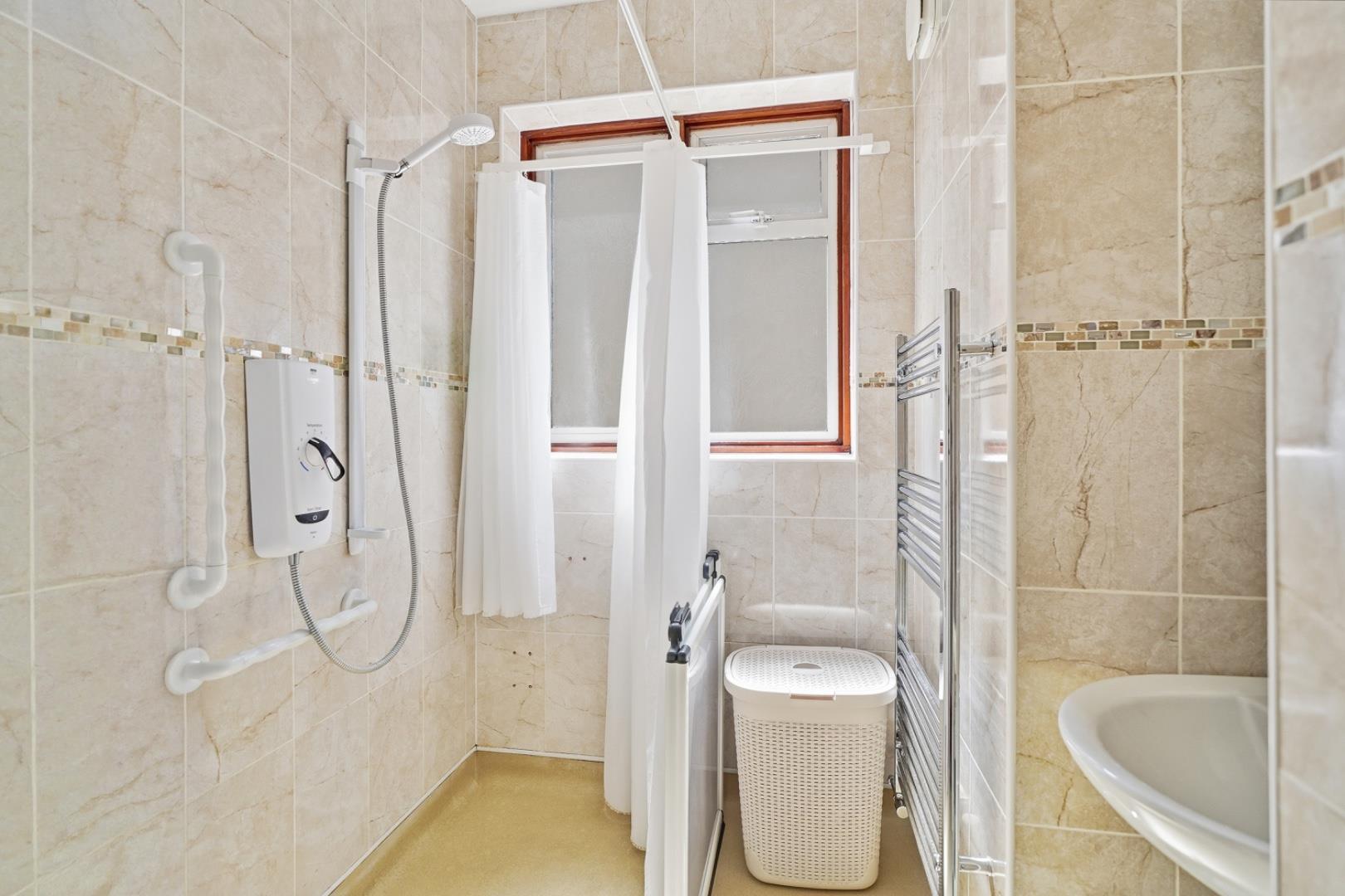 Property Image 3ae54ff2-1594-419d-bed0-ad40b7b12465