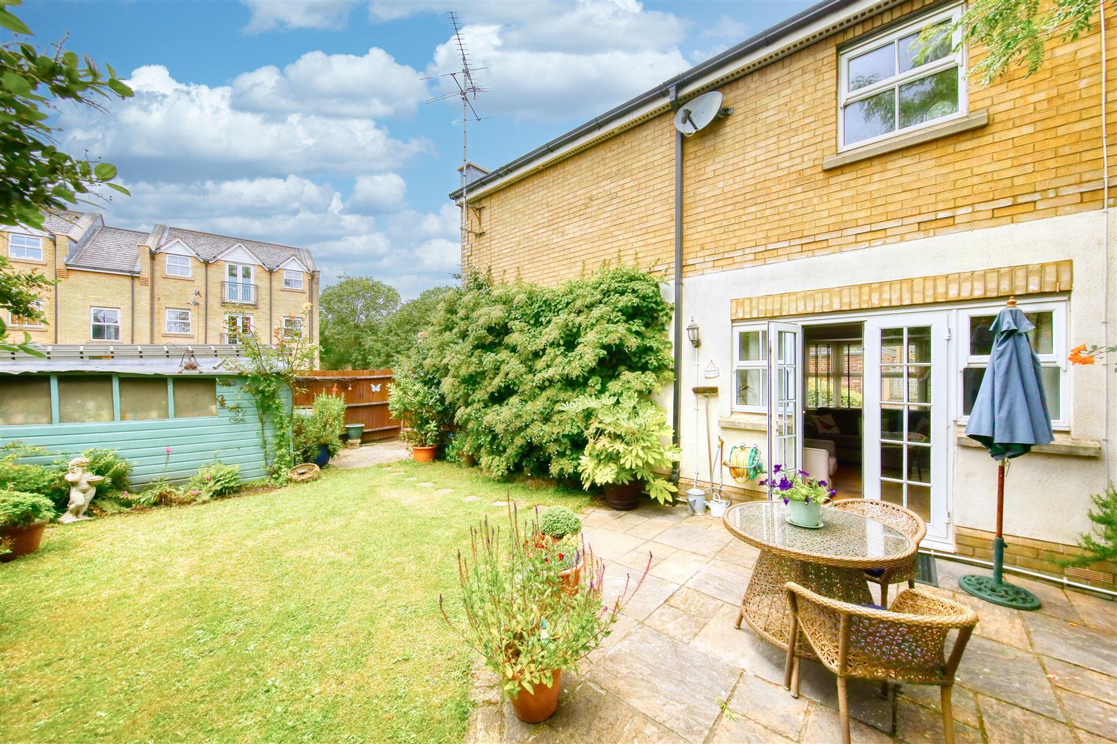 Property Image 3af03218-8956-4824-afcd-1c8585d2f13e