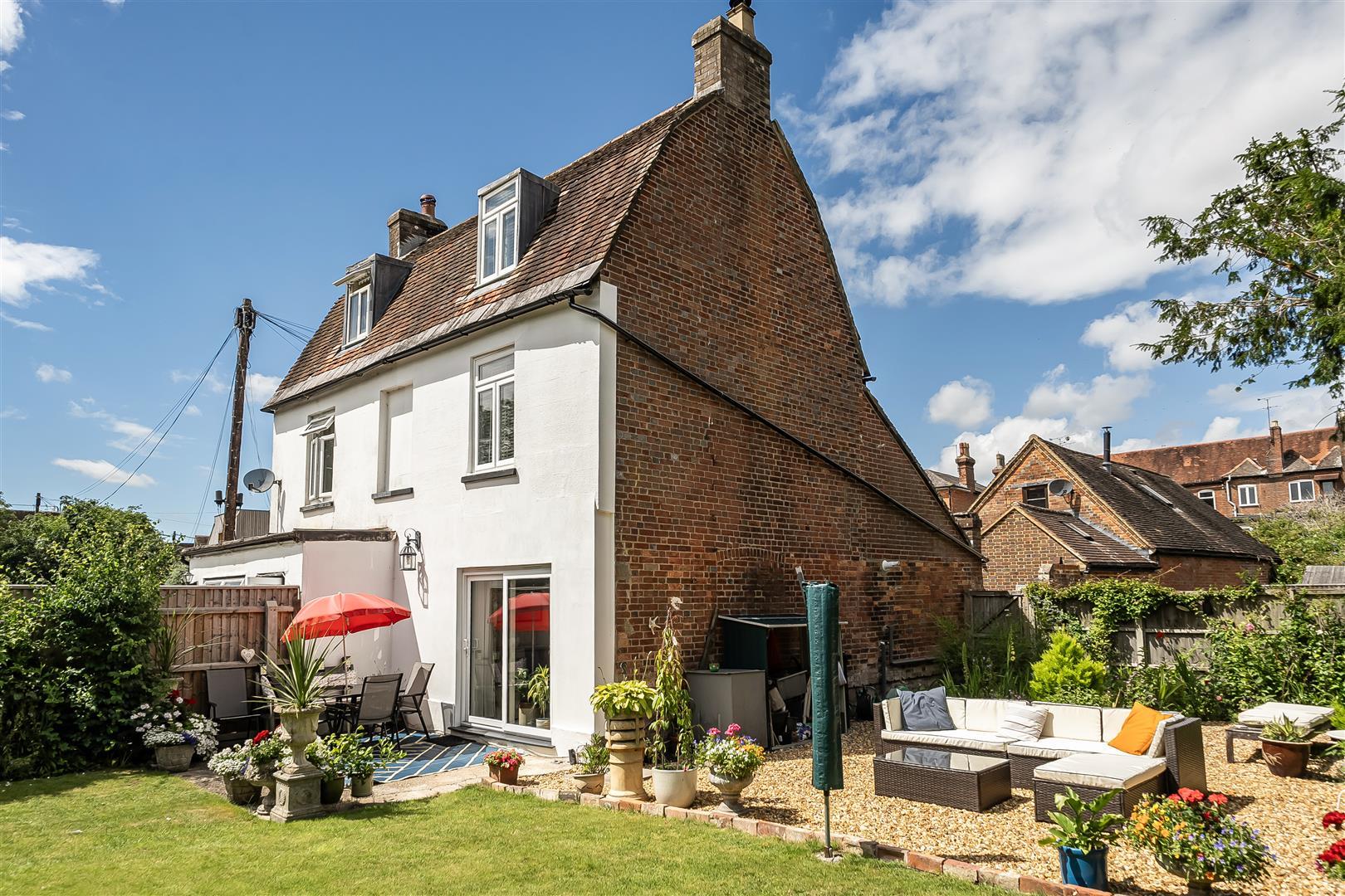 Property Image 3af0444f-2576-4f98-b41e-1e0c797d0365
