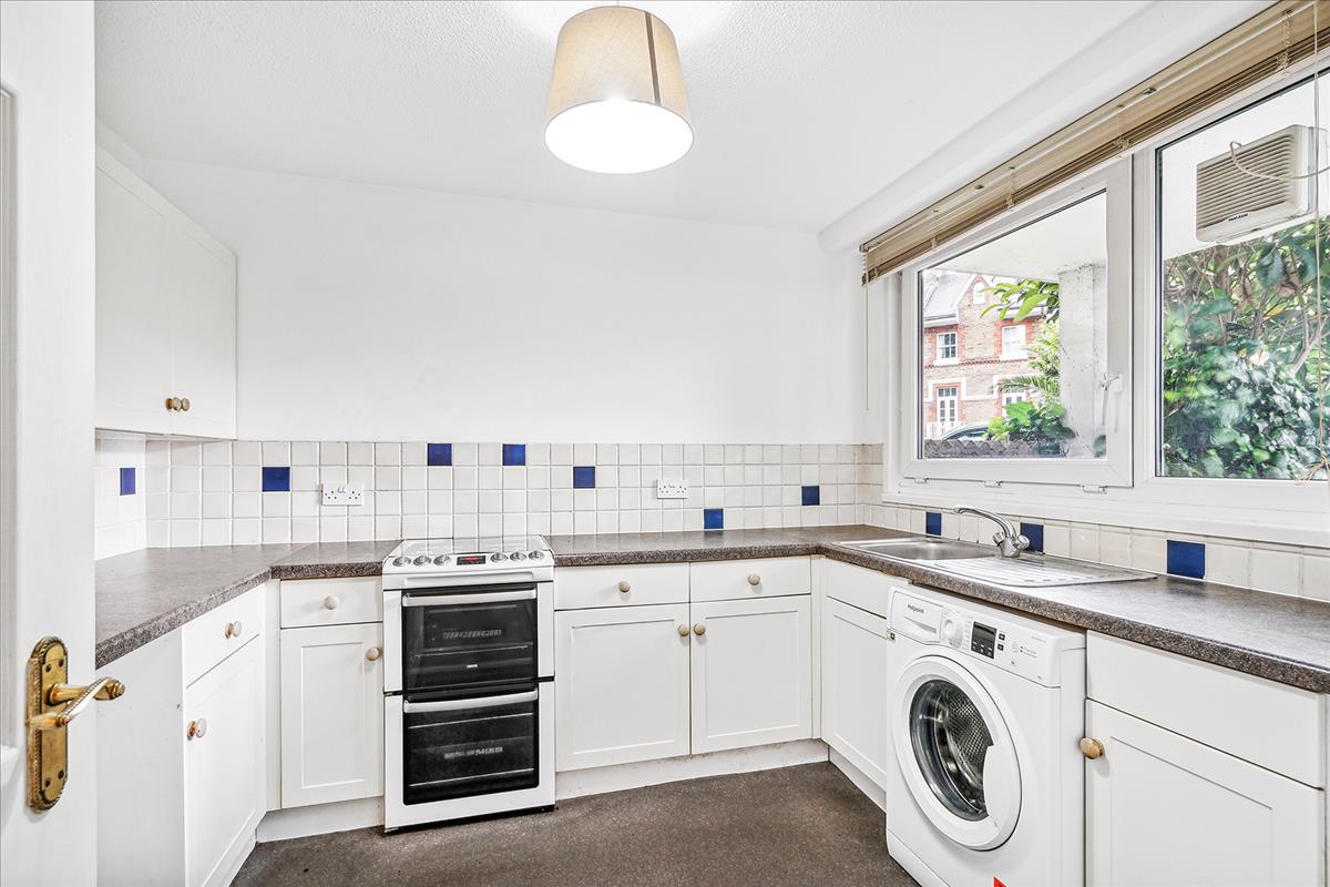 Property Image 3af5510f-4f6b-45b1-83e7-1ea11b66f9e9