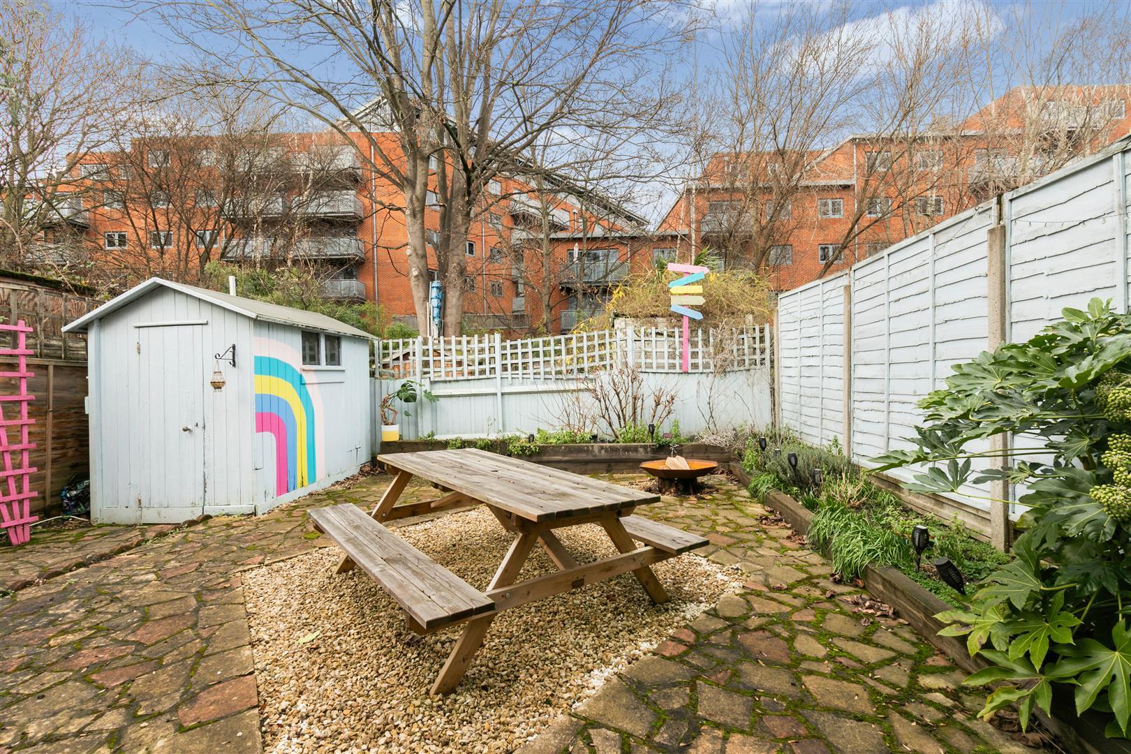 Property Image 3af5fa45-c77b-419c-8fab-600eb4ec95c1