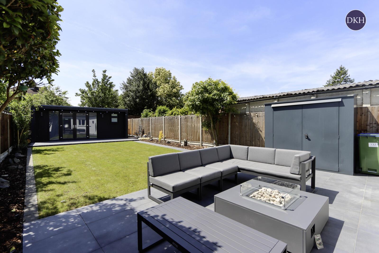 Property Image 3af7ad4f-f5bf-4231-a6a1-b74323ae16c3