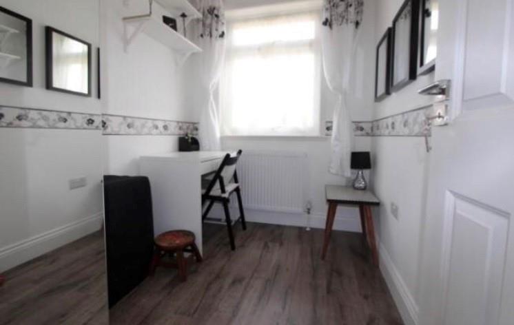 Property Image 3afc6bdd-c724-4505-9007-6ce3692ec91d