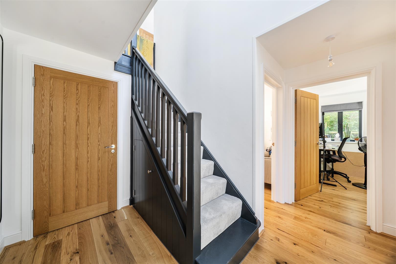 Property Image 3afff7d2-9683-4e24-b4ce-168c193ddfca